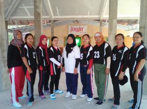 Tim Volly Putri PKK Desa Kemejing